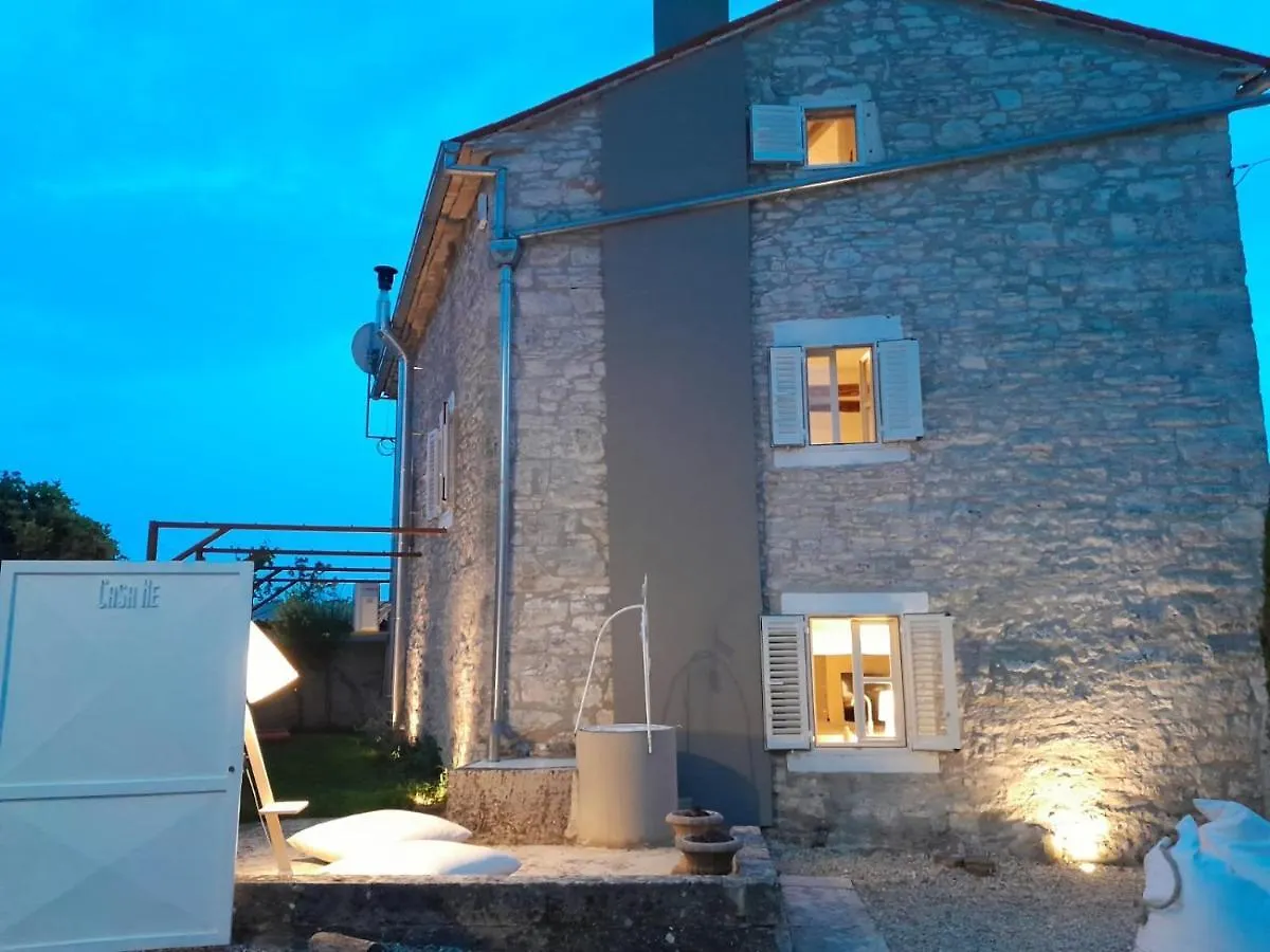 Heritage Home Casare With Pool And Lounge Area Rezanci Villa